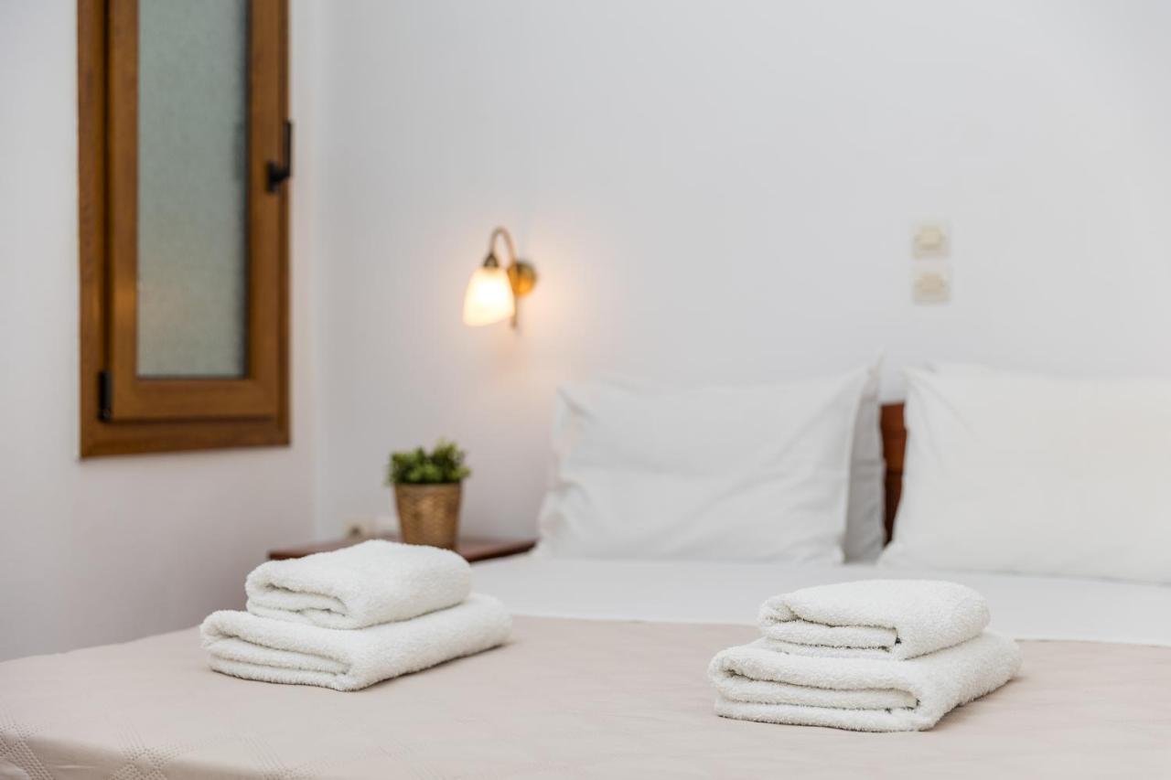 Aqua Naxos Apartments & Suites Ájosz Prokópiosz Kültér fotó