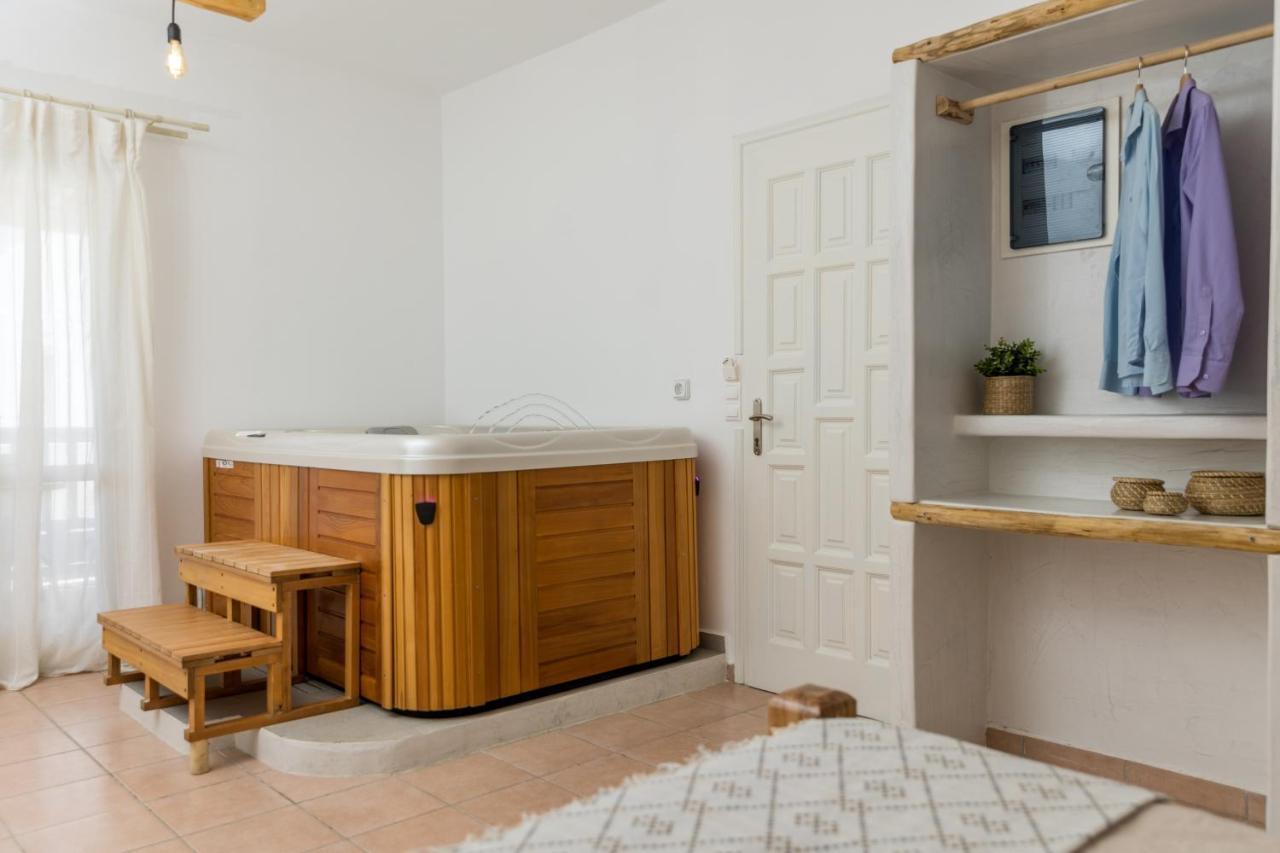Aqua Naxos Apartments & Suites Ájosz Prokópiosz Kültér fotó